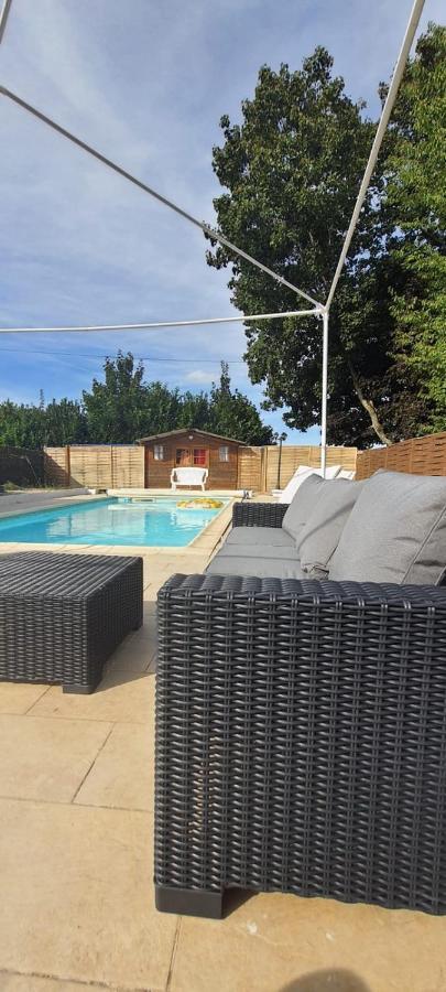 Studio Meuble Avec Piscine Partagee La Ferté-Gaucher Exteriér fotografie