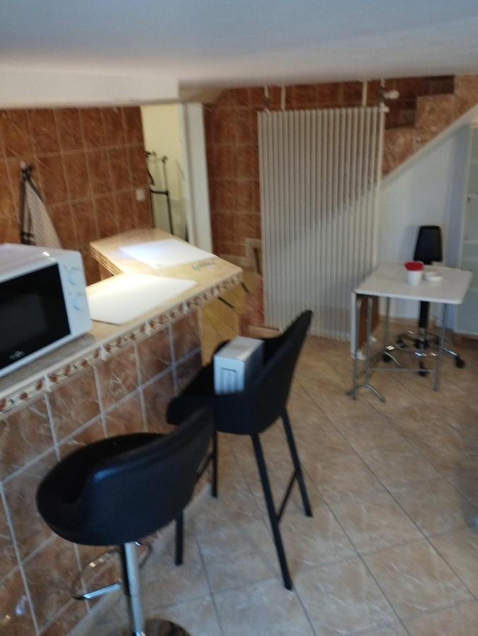Studio Meuble Avec Piscine Partagee La Ferté-Gaucher Exteriér fotografie